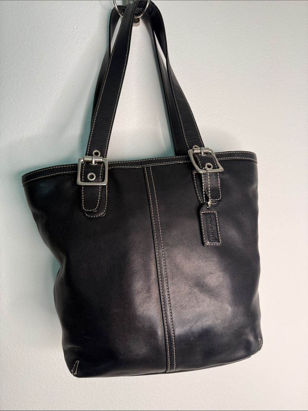 Coach Vintage Y2K Hamptons Black Leather Tote Bag Silver Buckle Shoulder Purse